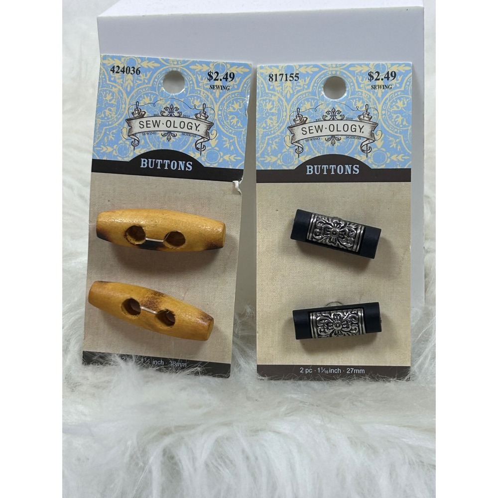 Sew-Ology Toggle Buttons Wood 38mm and Black Silver Filigree 27mm 2 Packs NEW